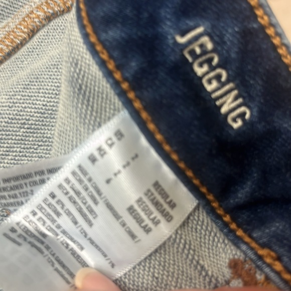 American Eagle Super Stretch Skinny Jeans 2 - Picture 4 of 4